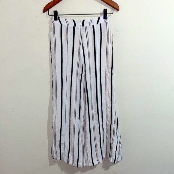 ETT:TWA ANTHRO Manon Striped Flare Pants - Picture 3 of 9